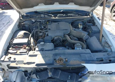 2004 Mercury Grand Marquis Gs from USA, damaged, VIN 2MEFM74W44X698284